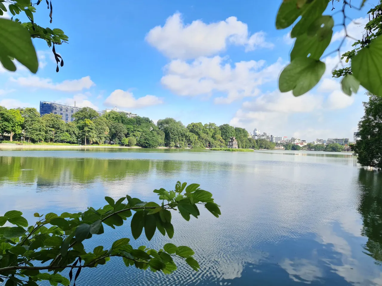 Dự báo thời tiết ngày 18/8/2024: Hà Nội ngày nắng, chiều mưa to