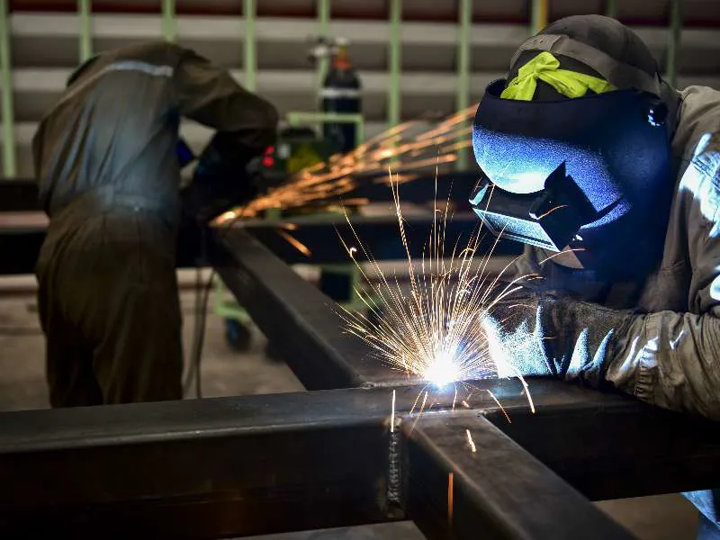 Giá thép hôm nay 21/8: tiếp đà tăng trên sàn giao dịch