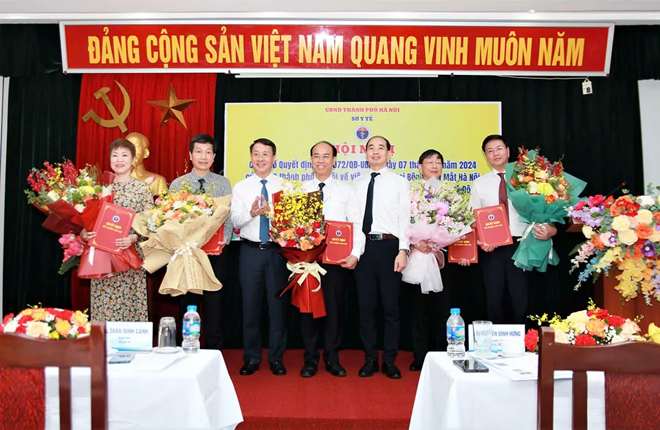 Công bố hợp nhất Bệnh viện Mắt Hà Nội và Bệnh viện Mắt Hà Đông