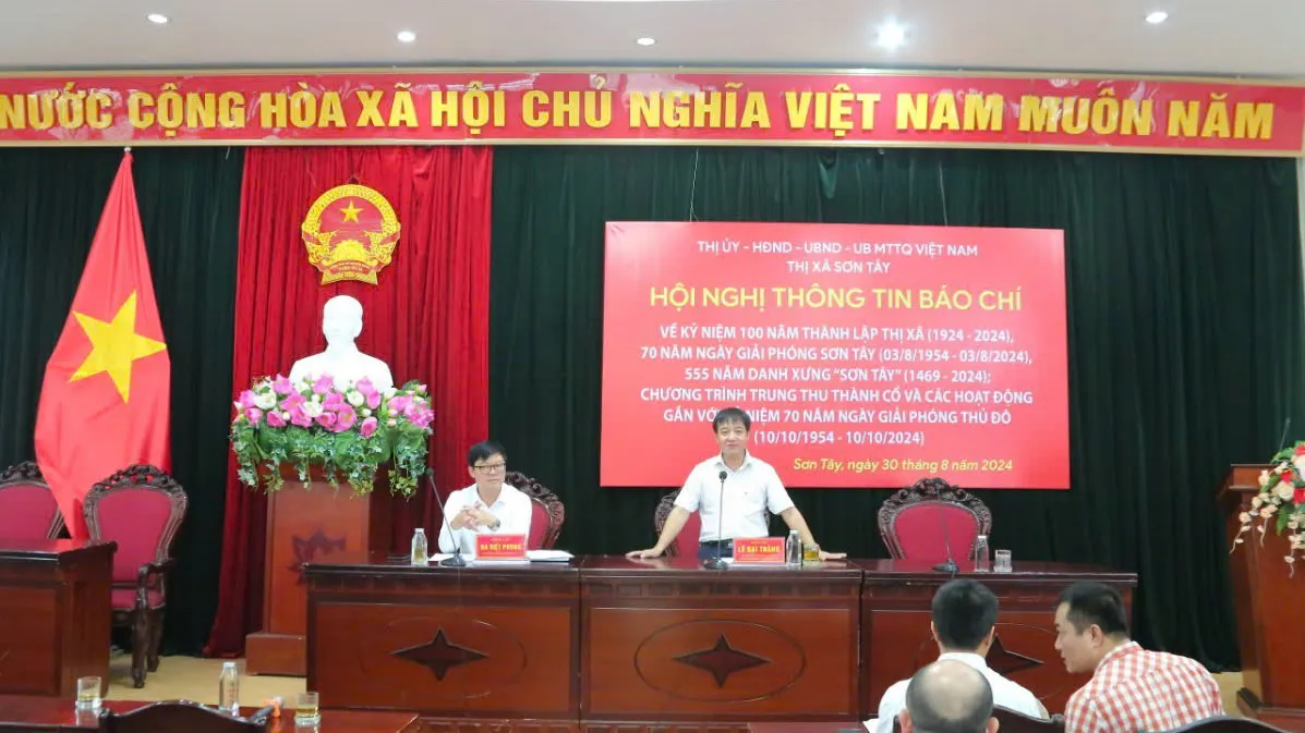 Chuỗi hoạt động đặc sắc kỷ niệm 100 năm thành lập thị xã Sơn Tây