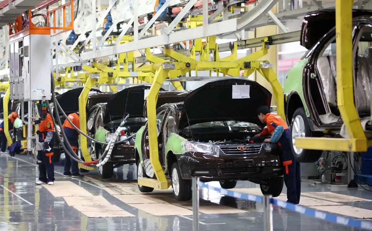 Ngành thuế triển khai quy định giảm lệ phí trước bạ 50% với ô tô