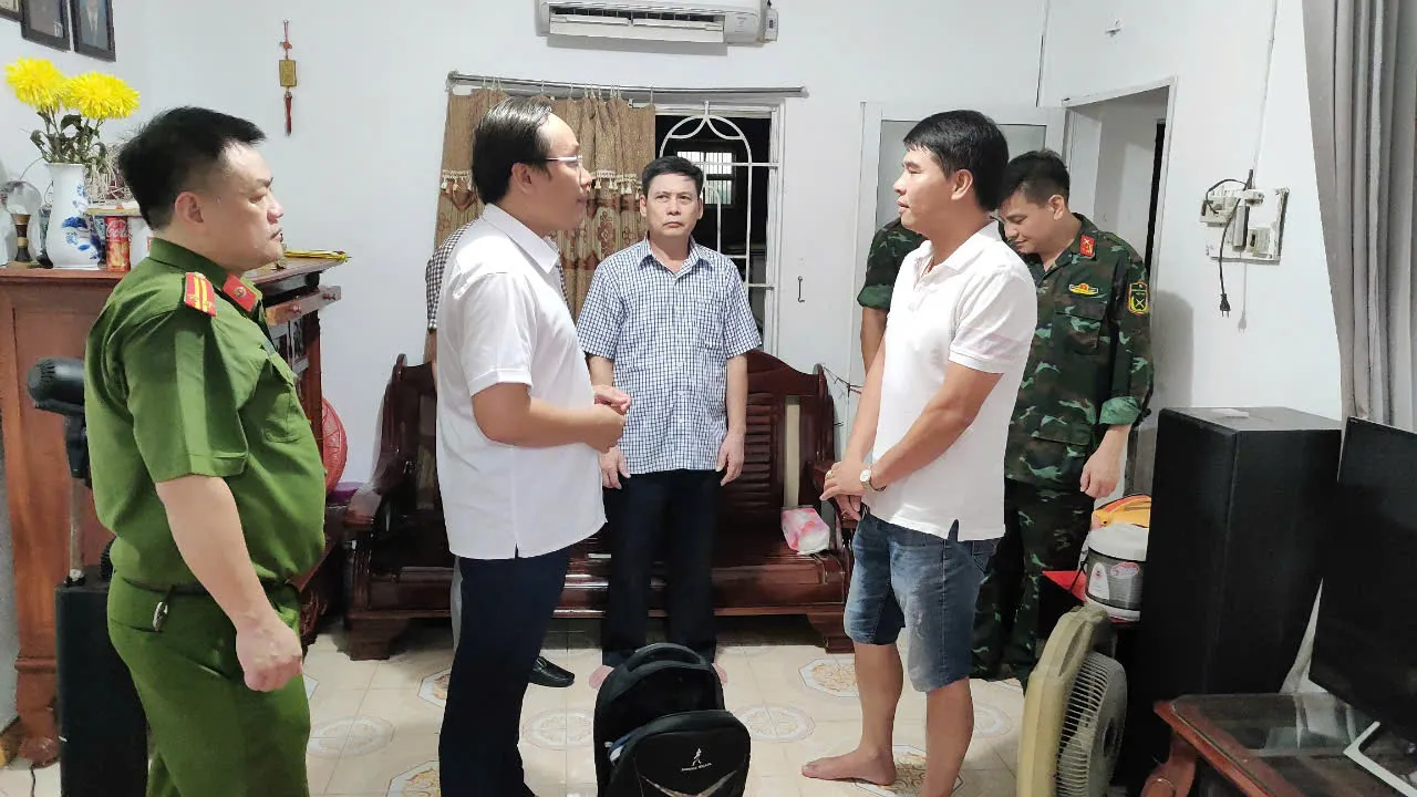 Hà Nội: Di dời 160 người dân khỏi khu vực nguy hiểm trước 0 giờ ngày 7/9/2024