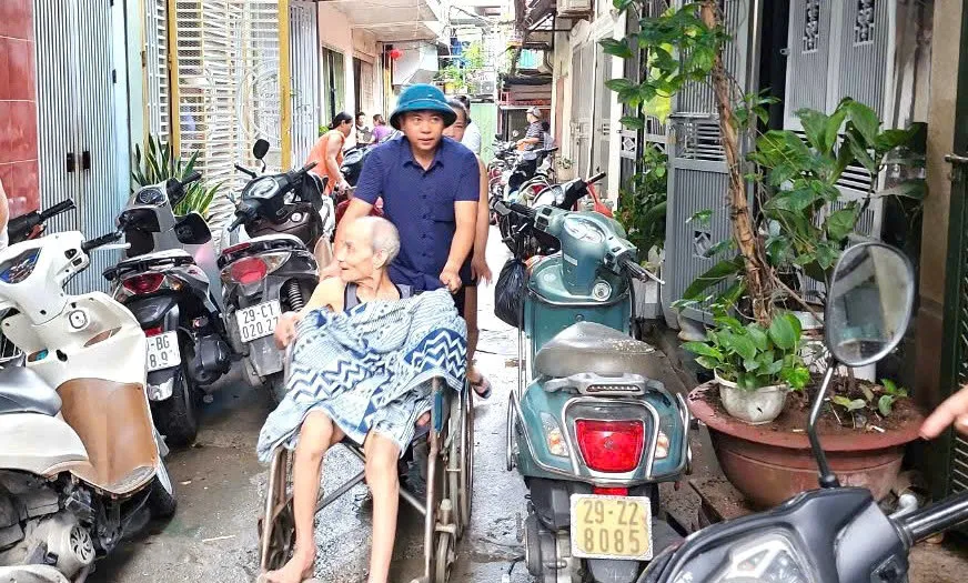 Quận Hai Bà Trưng: lập Sở chỉ huy tiền phương ứng phó với nước sông dâng cao