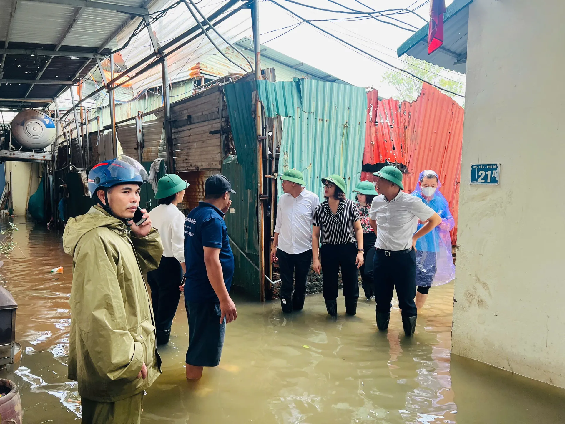 Quận Nam Từ Liêm: nhiều điểm ngập, sẵn sàng phương án sơ tán dân