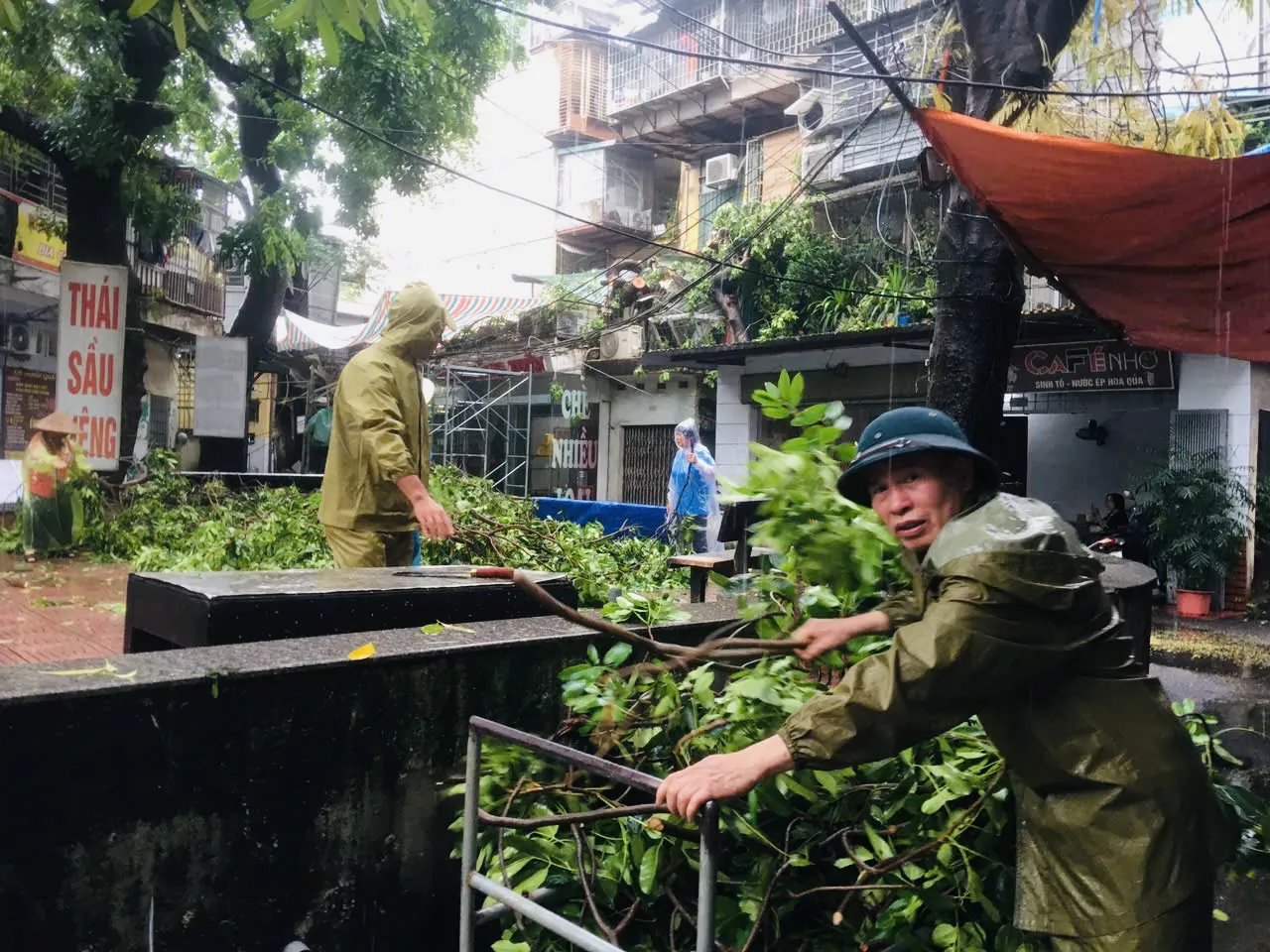 Hà Nội: tăng cường công tác kiểm tra, rà soát, khắc phục hậu quả sau bão
