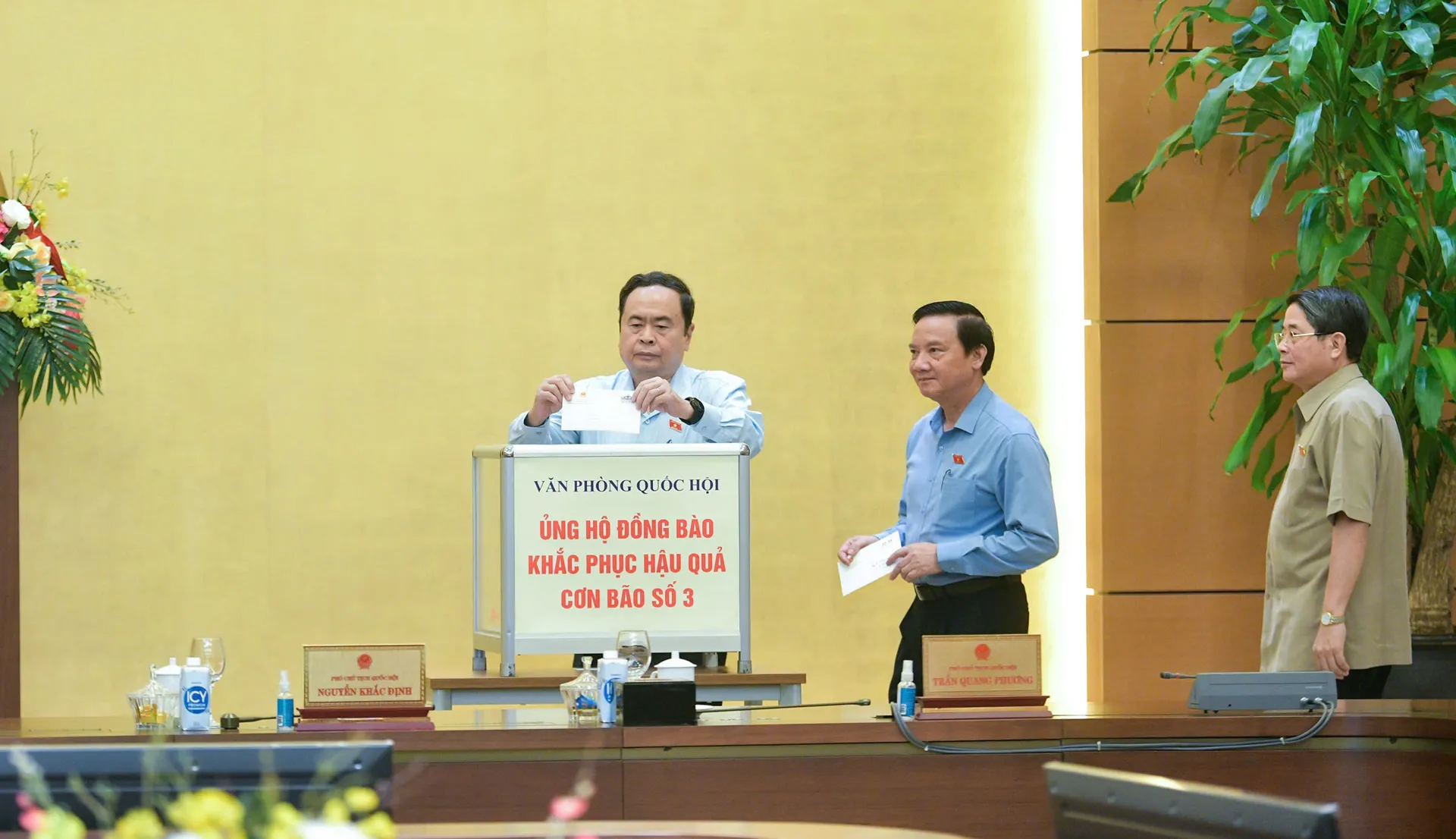 Ủy ban Thường vụ Quốc hội ủng hộ đồng bào khắc phục hậu quả cơn bão số 3