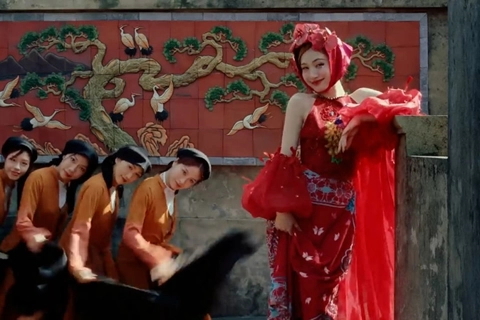 Preserving national culture through modern arts: a glance from Bac Bling MV