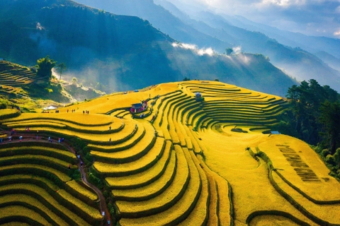 Khách Việt nhộn nhịp đi châu Âu dịp nghỉ lễ