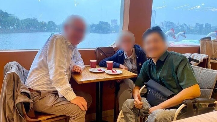 Tìm hiểu xác minh vụ việc "bị đuổi khỏi quán vì ngồi xe lăn"