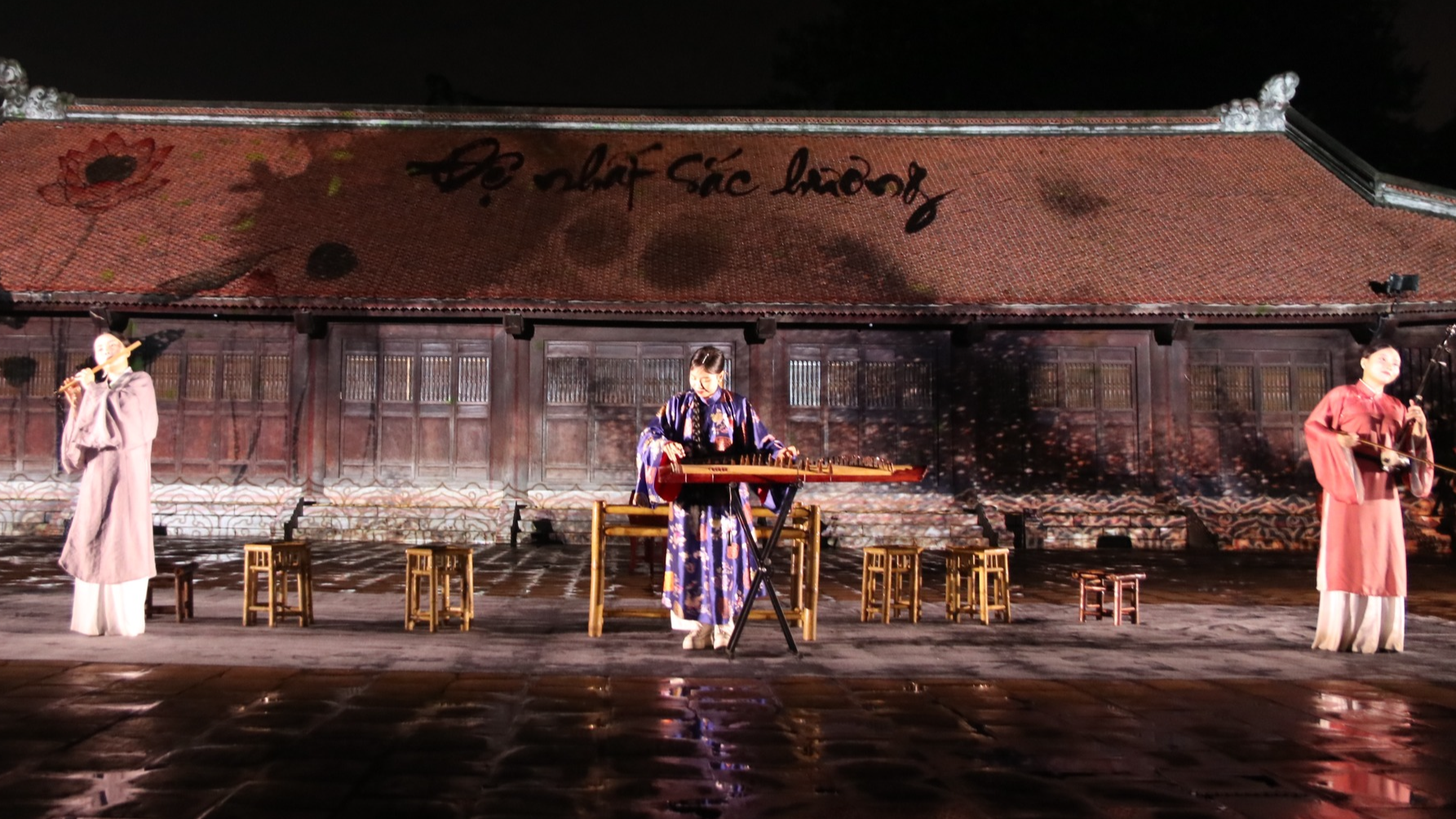 Văn Miếu - Quốc Tử Giám kể “Tinh hoa đạo học” bằng nhạc cụ dân tộc