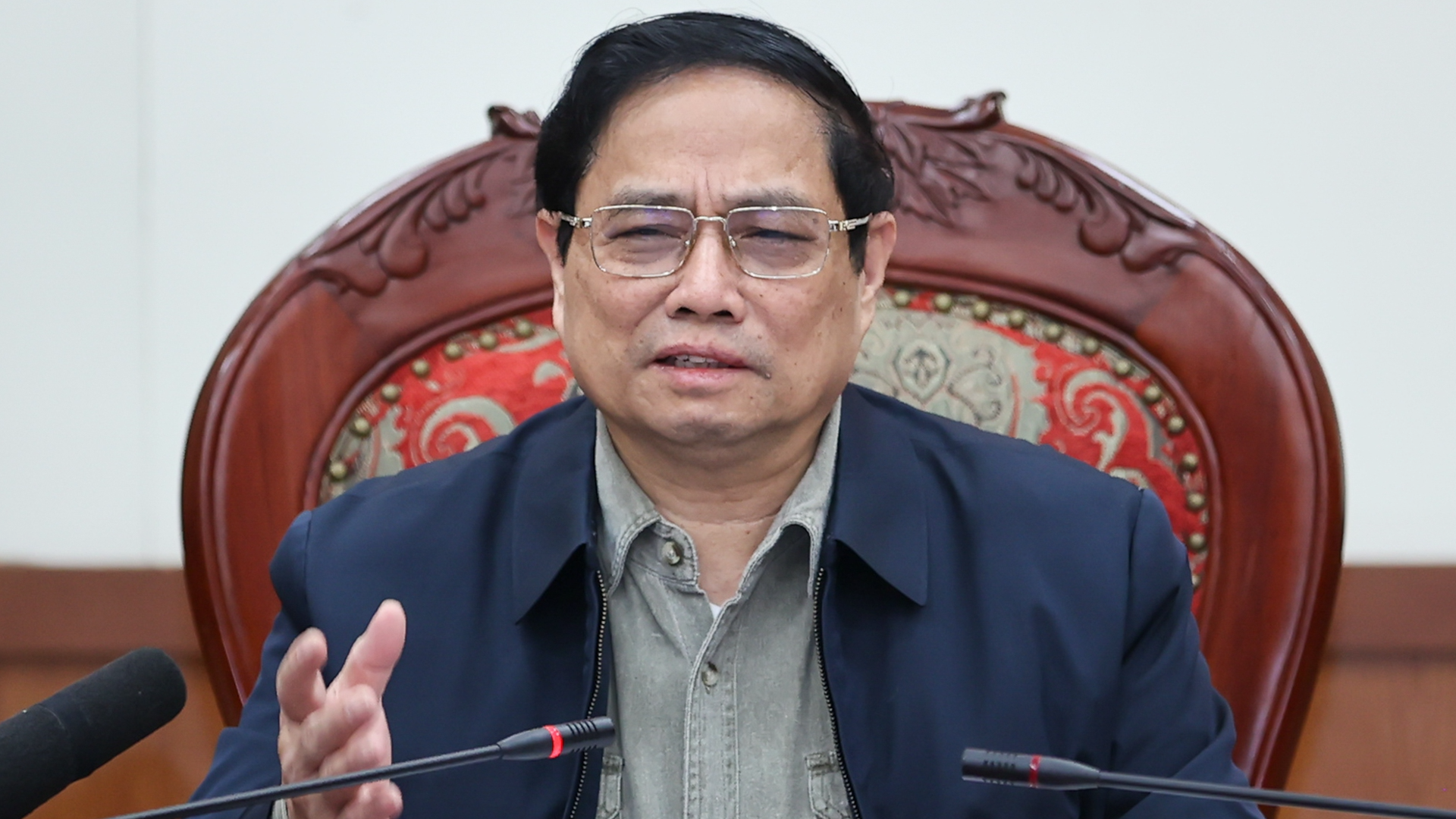 "Vượt nắng, thắng mưa"... hoàn thành dự án 500kV mạch 3 vào tháng 6/2024
