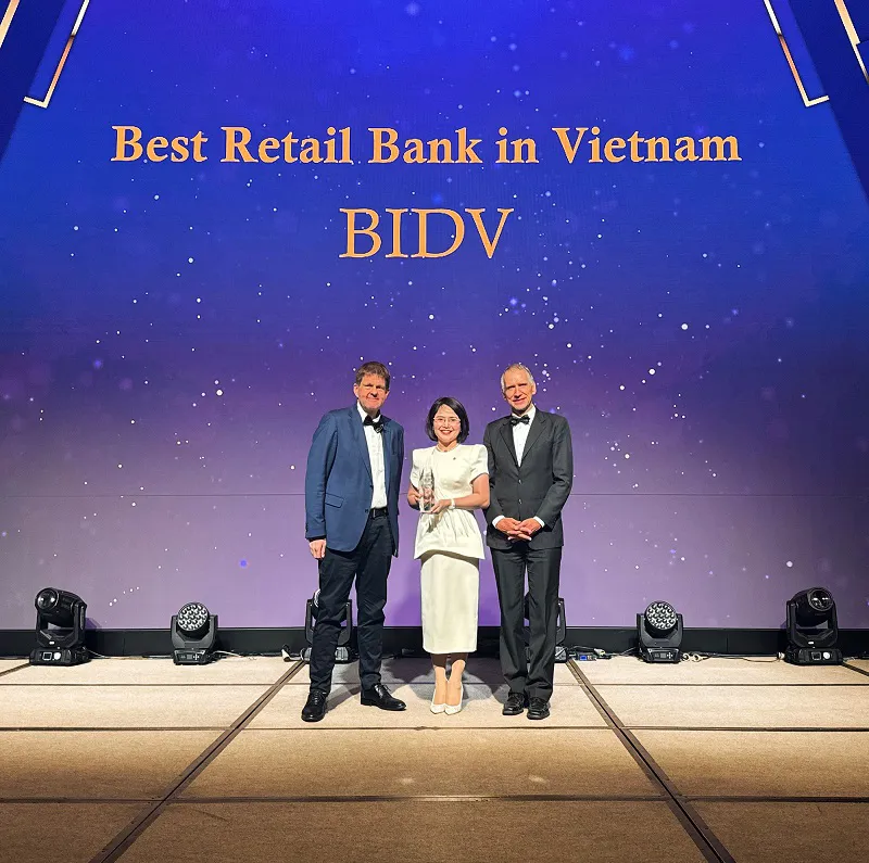 BIDV lập kỷ lục 9 lần nhận giải thưởng Ngân hàng Bán lẻ tốt nhất