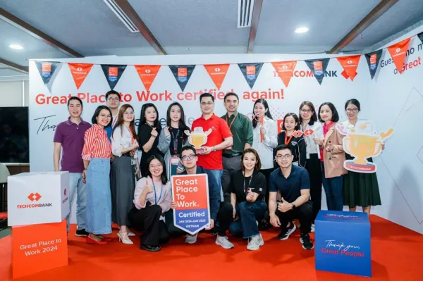 Techcombank năm thứ hai liên tiếp được vinh danh nơi làm việc xuất sắc