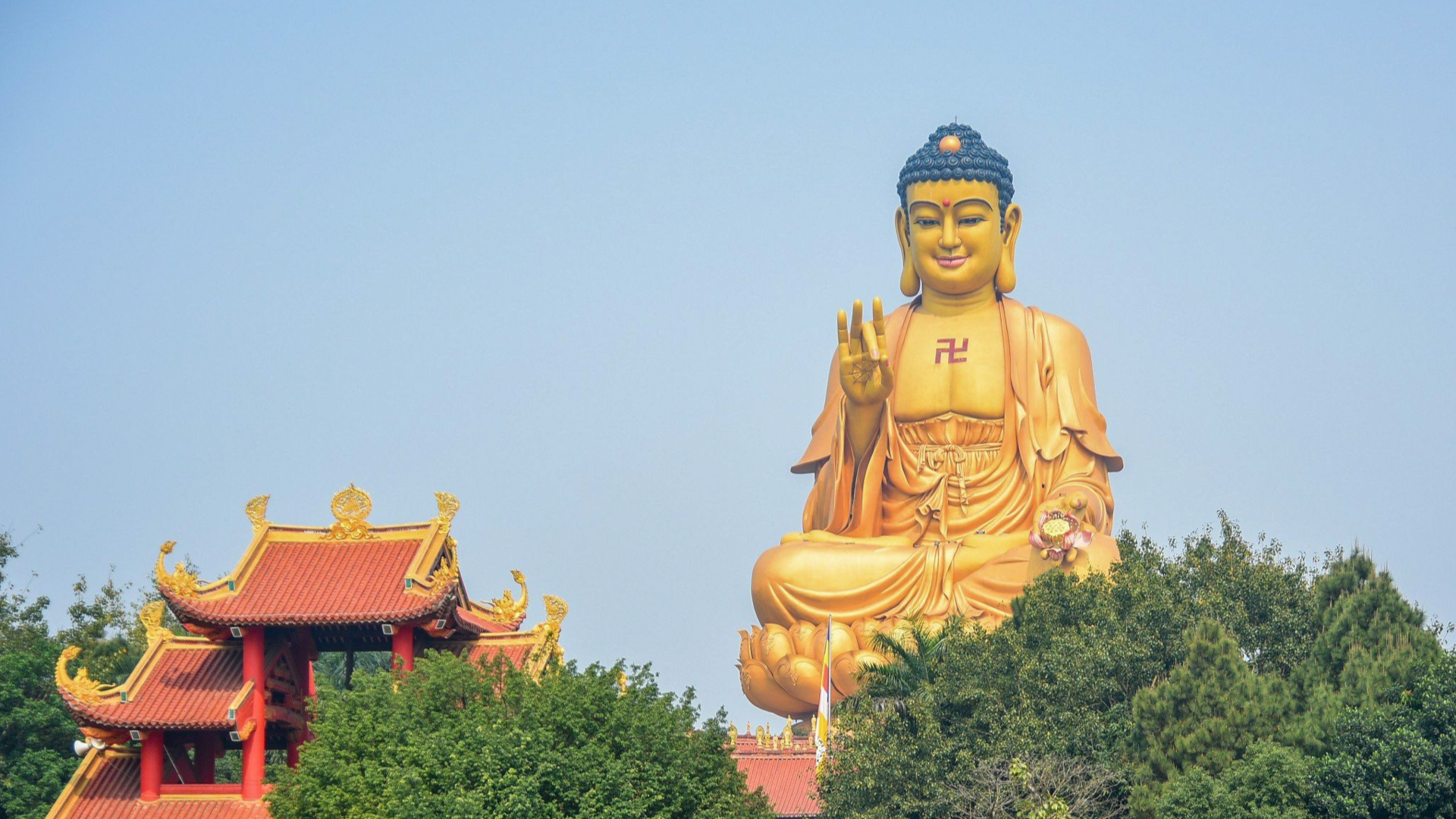 Chiêm bái đại tượng Phật A Di Đà lớn nhất Đông Nam Á tại Hà Nội