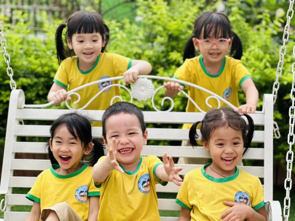 Học sinh cả nước bắt đầu nghỉ Hè từ 1/6
