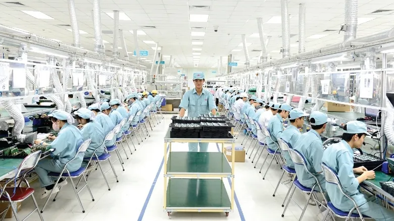 Phát triển nhân lực phục vụ ngành công nghiệp bán dẫn
