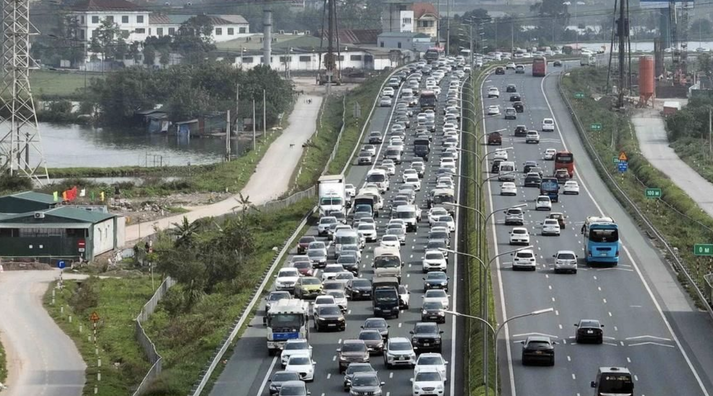 Triển khai tổng đài 1900 8099 tiếp nhận phản ánh trên các tuyến cao tốc