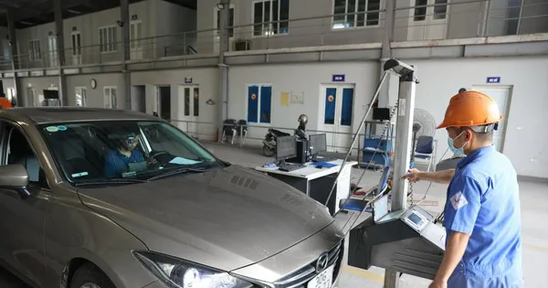 Thay đổi lệ phí ô tô đăng kiểm từ 15/6