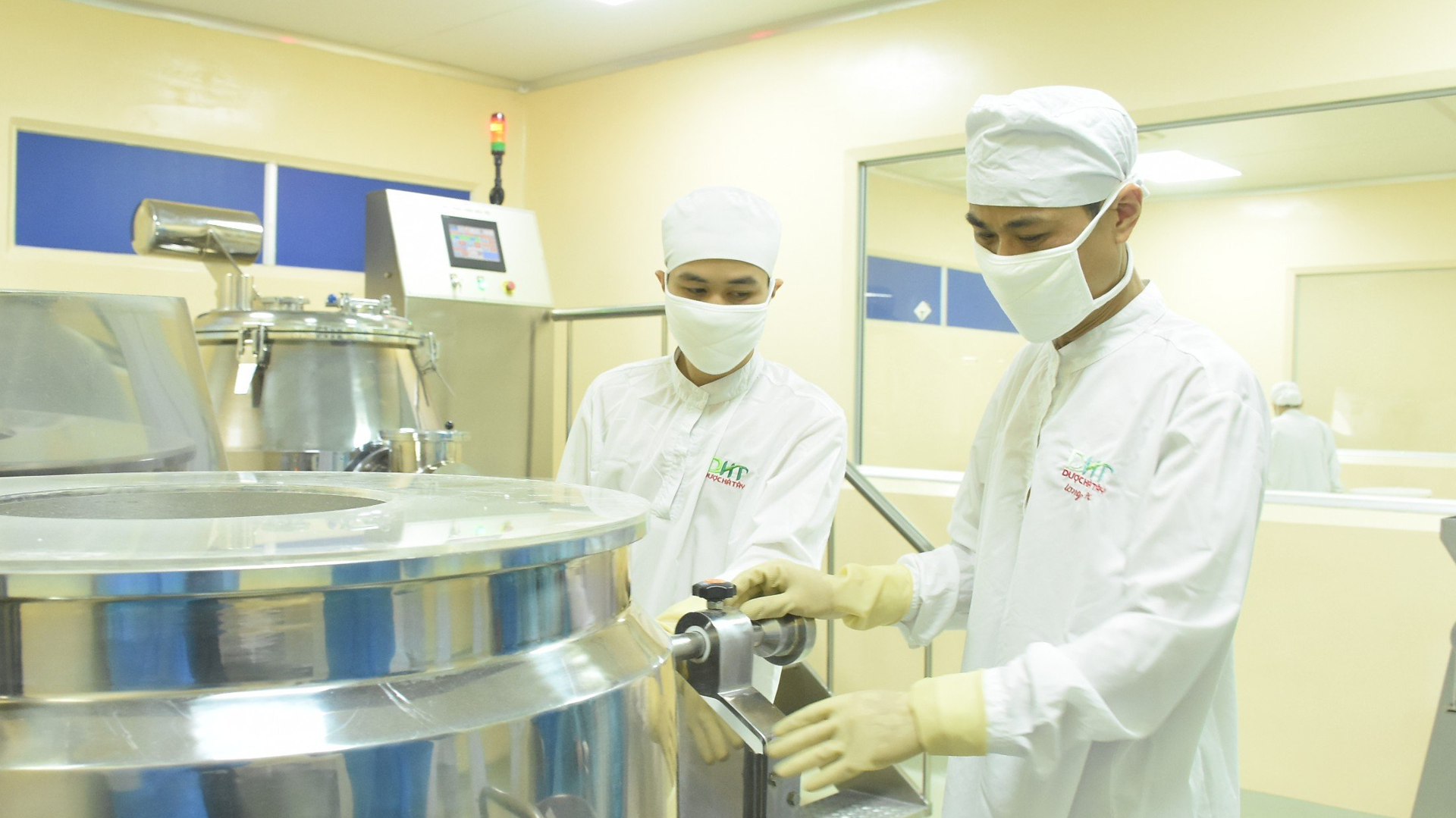 Tìm giải pháp nâng cao năng suất lao động quốc gia