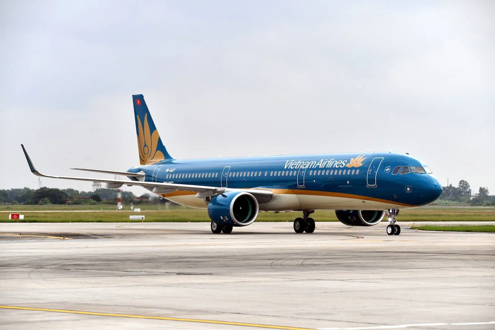 Từ 25/6, Vietnam Airlines khai thác lại đường bay Hà Nội - Thành Đô