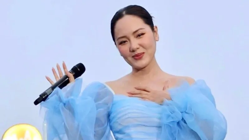 Ca sĩ Phương Linh: Hát một ca khúc mua được vài ngôi nhà, xe