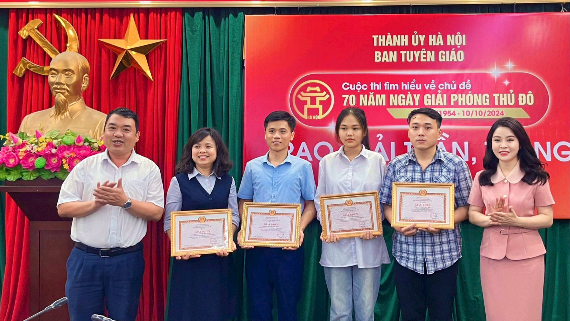 Trao giải giai đoạn 1 cuộc thi Tìm hiểu 70 năm Ngày Giải phóng Thủ đô