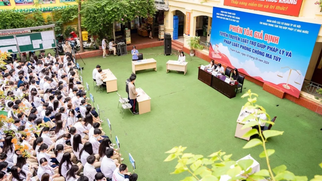 Hà Nội: đưa kiến thức pháp luật đến với học sinh
