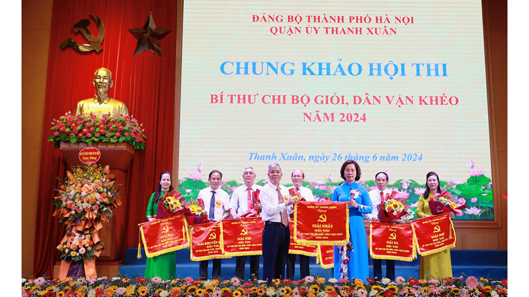 Quận Thanh Xuân: nâng cao năng lực lãnh đạo cho đội ngũ bí thư chi bộ