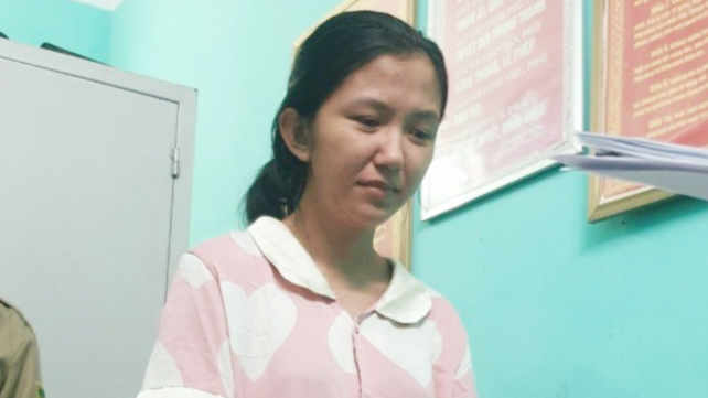 Bắt đối tượng dùng hóa đơn giả lừa đảo gần 8 cây vàng