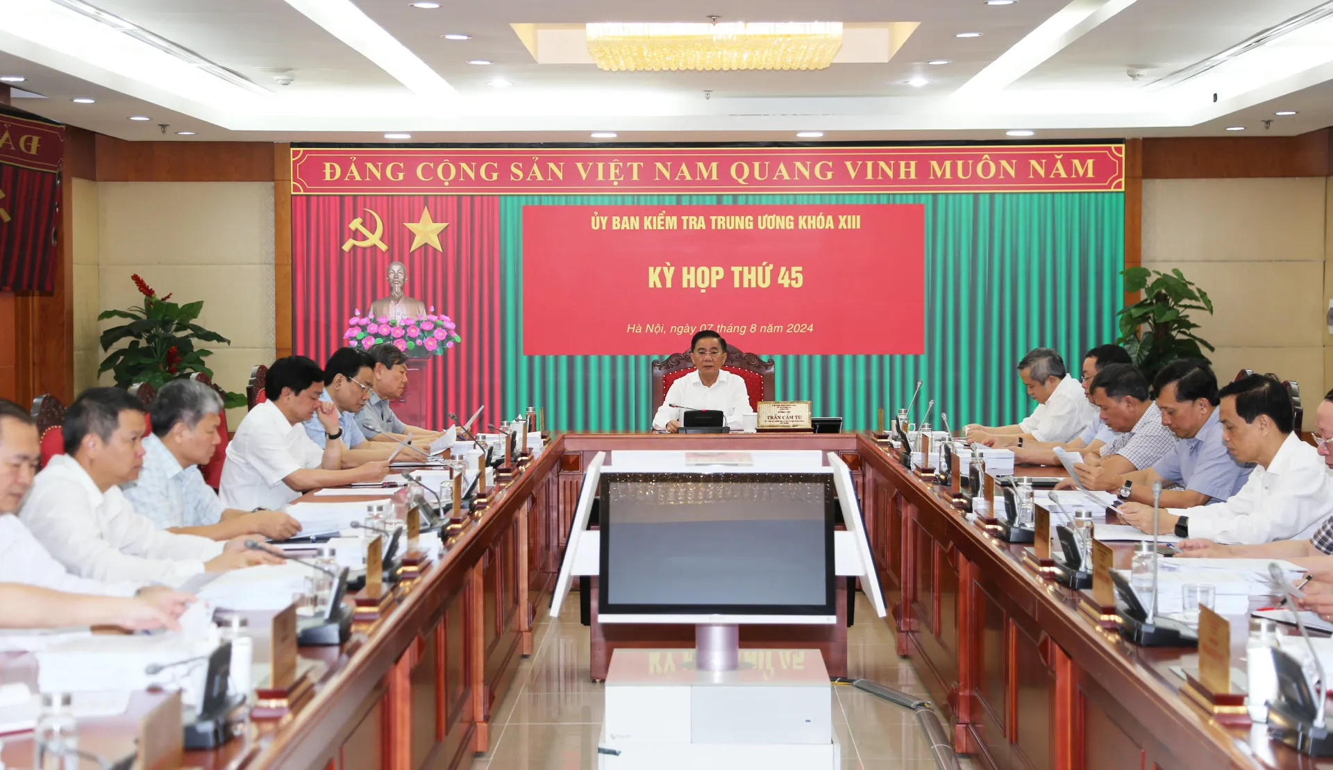 Ủy ban Kiểm tra T.Ư đề nghị kỷ luật tổ chức Đảng, đảng viên vi phạm