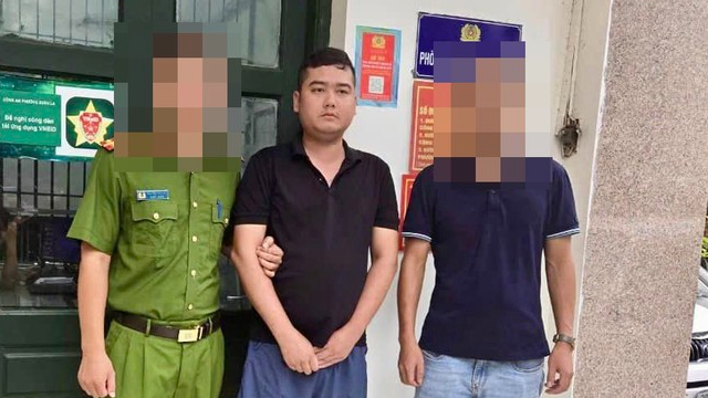 Công an quận Tây Hồ vận động đầu thú, bắt giữ 2 đối tượng truy nã