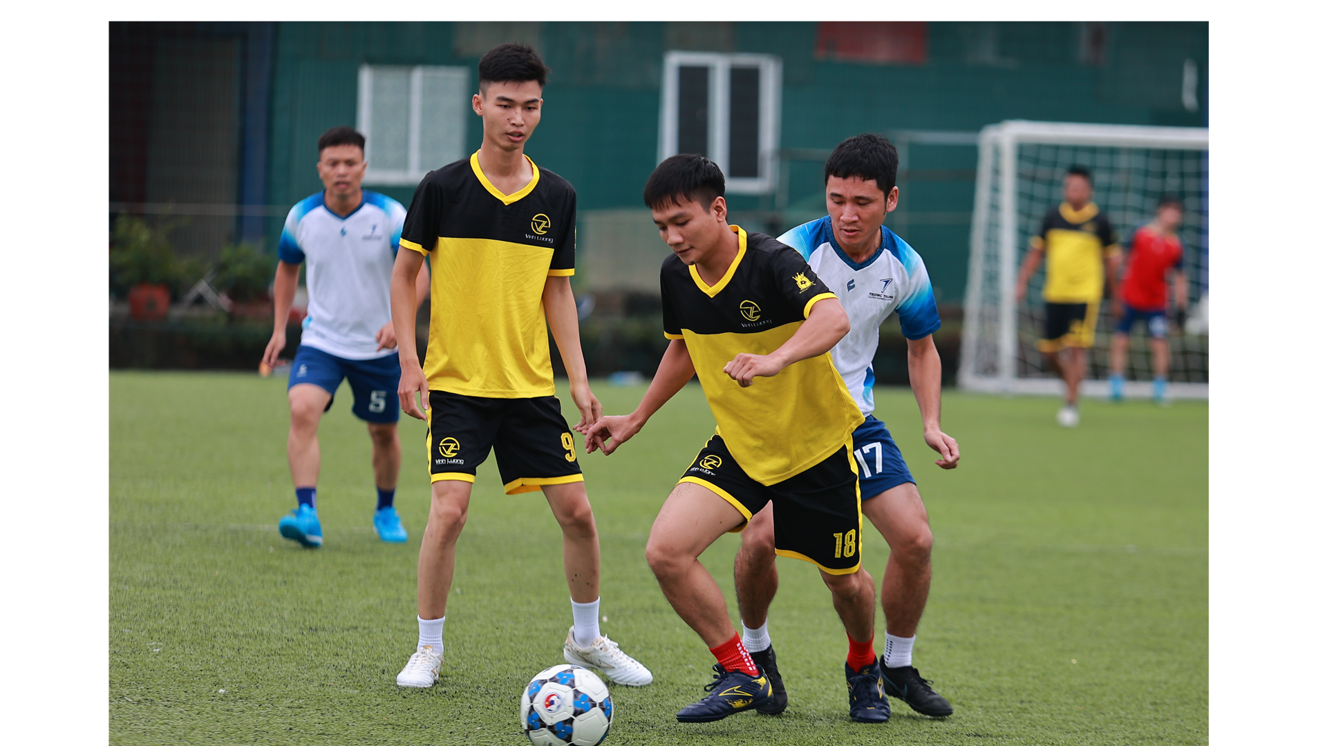16 đội bóng tham gia Giải bóng đá các doanh nghiệp thang máy miền Bắc 2024