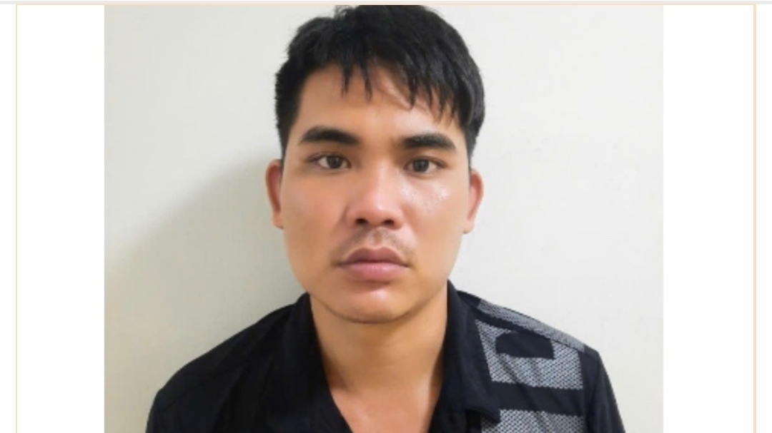 Bắt tạm giam nam thanh niên đi xe máy đâm vào ông già rồi bỏ trốn