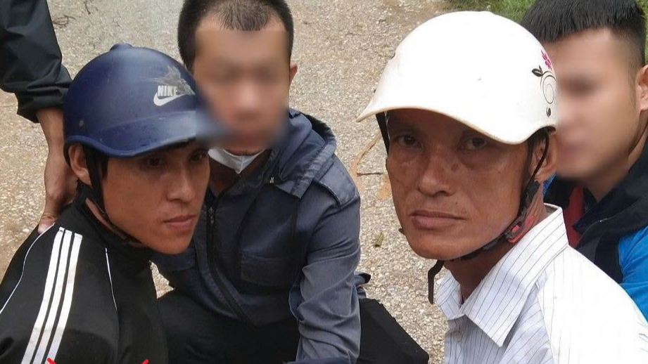 Trên đường giúp dân phòng chống bão, bắt 2 đối tượng tàng trữ ma túy