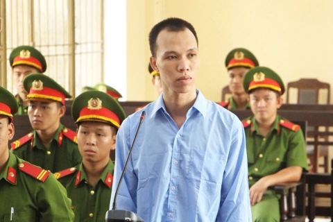 Tử hình thanh niên đâm chết mẹ vì không làm đồ ăn sáng cho mình