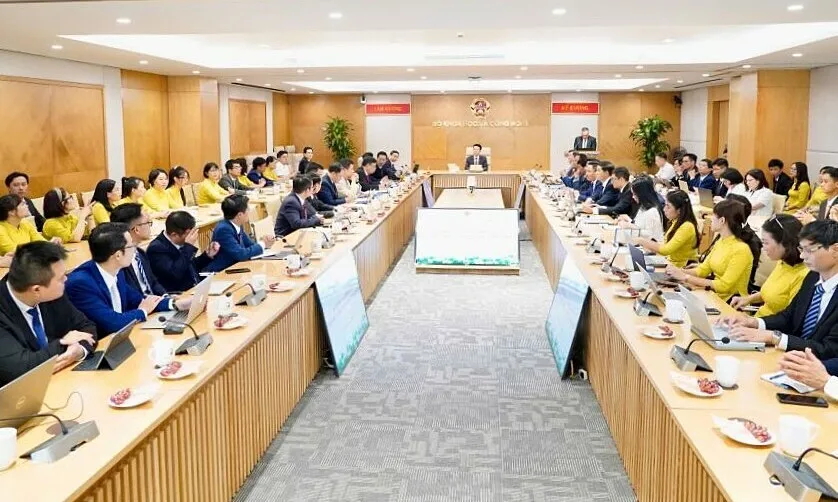 'Việt Nam đặt mục tiêu làm chủ năng lượng nguyên tử vì mục đích hòa bình'