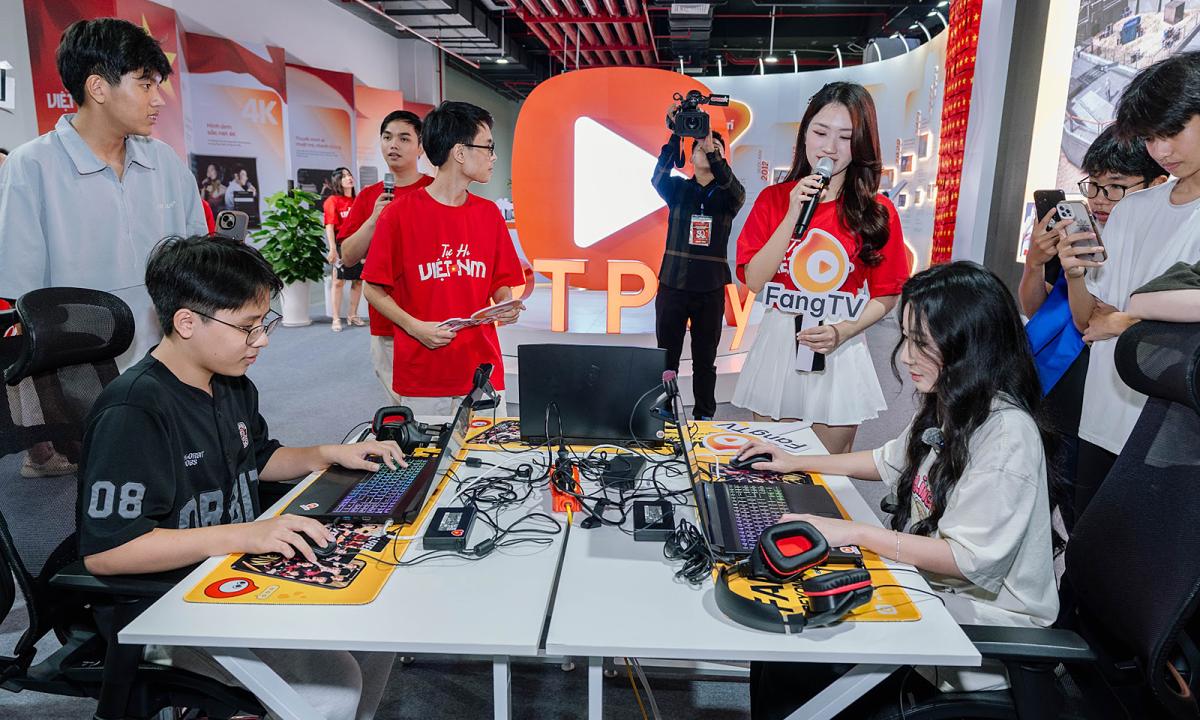 FPT Play chiếu phim, trực tiếp bóng đá tại triển lãm A80